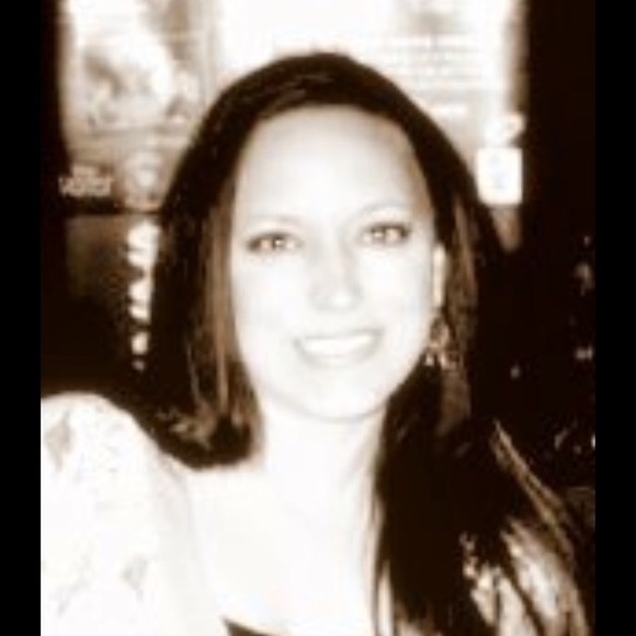 Meet your Posher, Heather - Picture 4 of 5